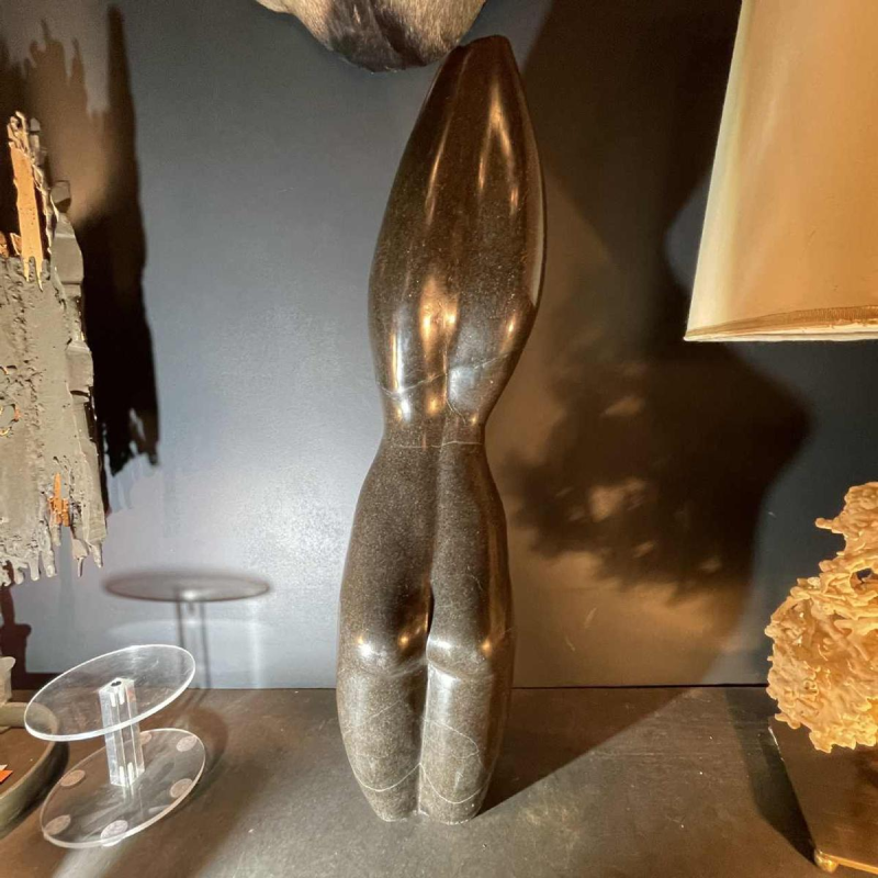 Abstract sculpture femme nue in stone (black marble), signed, 20th century