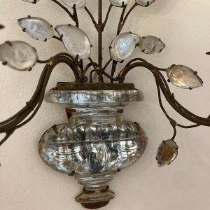 Maison Baguès (Parijs), suite van 4 wandlampen, glas en verguld metaal, circa 1950