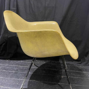 Charles and Ray Eames for Zenith, Dax fibreglass armchair, 1st edition, 1950