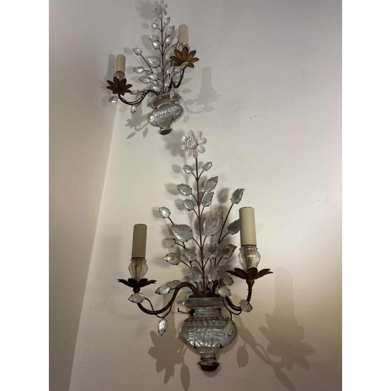 Maison Baguès (Paris), suite of 4 wall lights, glass and gilded metal, circa 1950