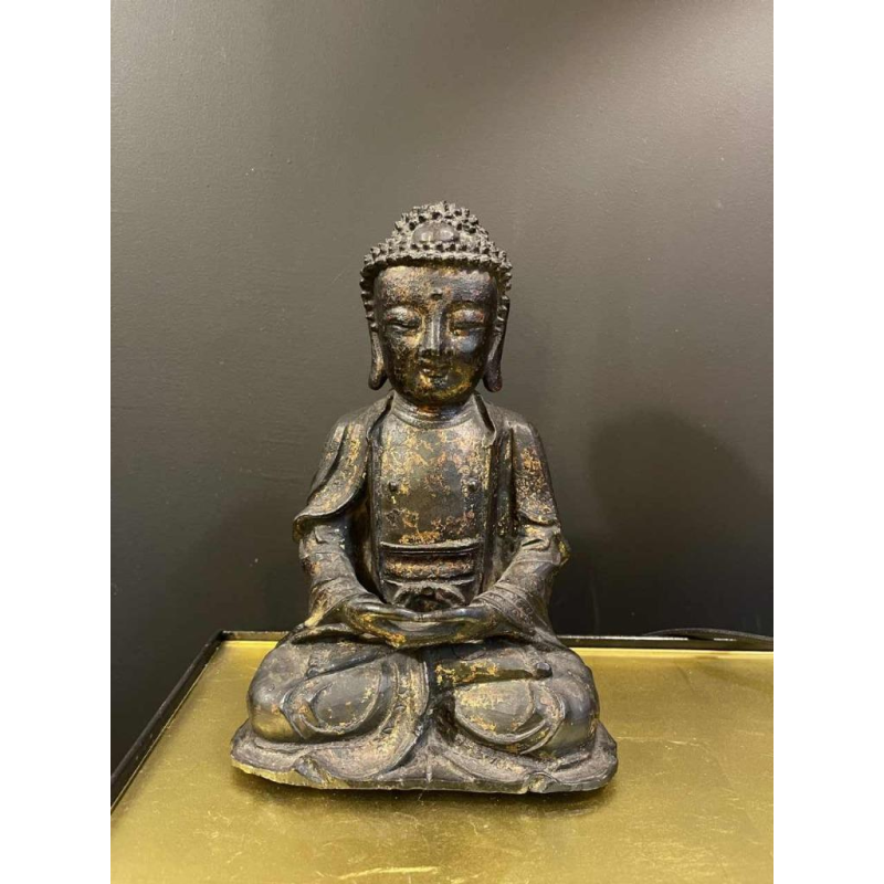 Gelakte en vergulde bronzen Boeddha zittend in dhyana mudra