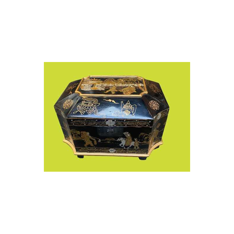 Chinese tea or jewellery box