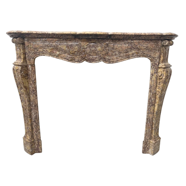 Cheminée de style Louis XV, modèle Pompadour,marbre brèche mouchetée, XIX siècle