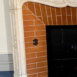 Louis XV style fireplace, Pompadour model, white Carrara marble, 20th century