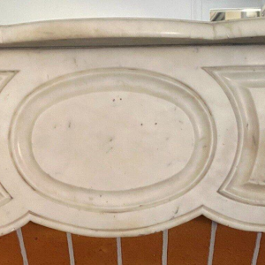 Open haard in Louis XV-stijl, Pompadour-model, wit Carrara-marmer, 20e eeuw