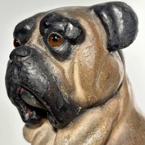 Paire de sculptures de bouledogues anglais, terre cuite polychrome, Angleterre XIXe siècle