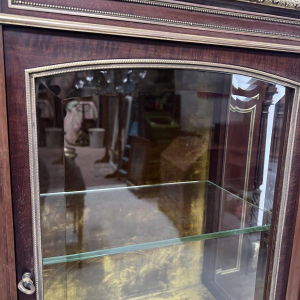 Napoleon III style display cabinet in mahogany and chased bronze, 19th century