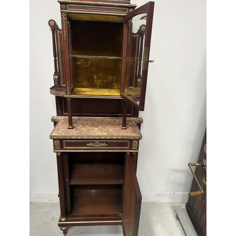Meuble vitrine Napoléon III en acajou et bronze ciselé, XIX siècle