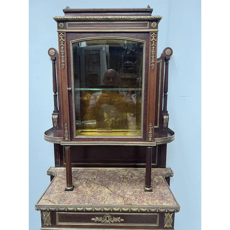 Meuble vitrine Napoléon III en acajou et bronze ciselé, XIX siècle