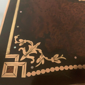 Cave à liqueur complète, coffret Napoléon III, boîte en marqueterie XIXᵉ siècle