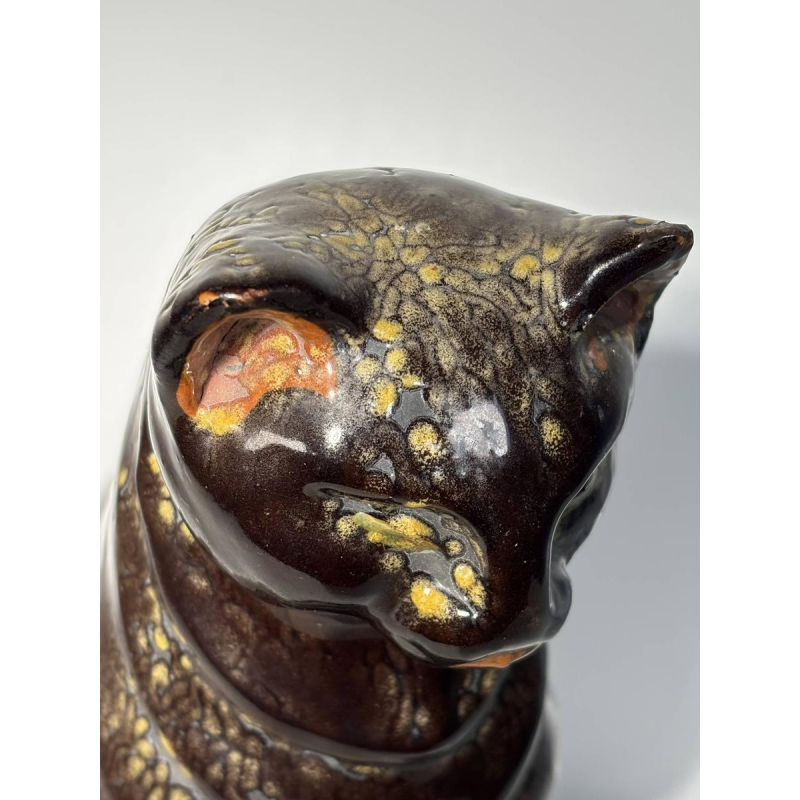 Sitting cat in glazed ceramic - France, 20th century
