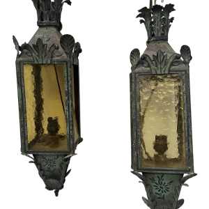 Pair of lacquered sheet metal lanterns, 20th century