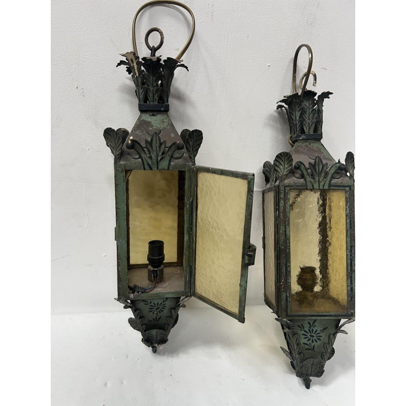 Pair of lacquered sheet metal lanterns, 20th century