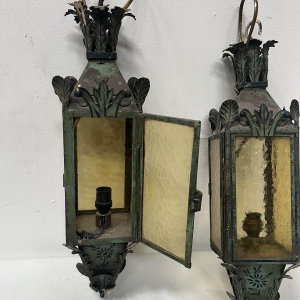 Pair of lacquered sheet metal lanterns, 20th century