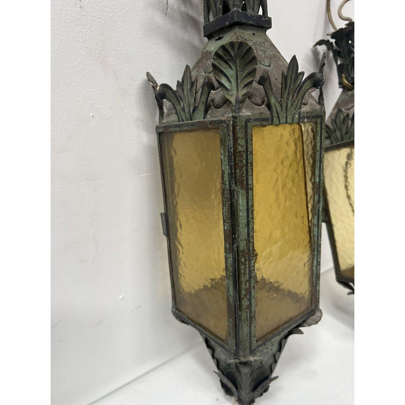 Pair of lacquered sheet metal lanterns, 20th century