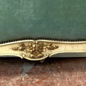 Dagbed in Lodewijk XV-stijl van gelakt en verguld hout, 20e eeuw.