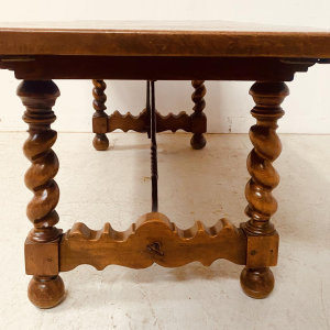 Monastery table in solid walnut, hammered iron stretcher, twisted legs, 19th century
