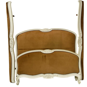 Louis XV style bed in finely carved antique-patinated beechwood, 20th century