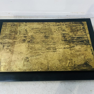 Japanse salontafel, zwart en goud gelakt blad, 20e eeuw