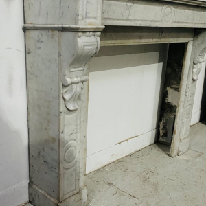 Open haard met consoles, periode Napoleon III, wit marmer, 19e eeuw