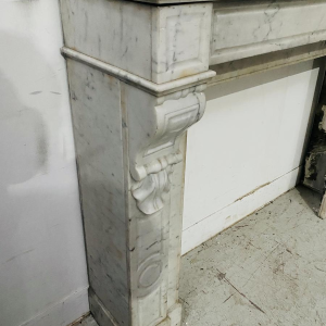 Open haard met consoles, periode Napoleon III, wit marmer, 19e eeuw