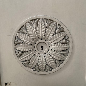 Pair of single-sided doors with molded panels in solid fir, 19th century