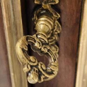 Napoleon III period display cabinet in mahogany and bronze, marquetry, 19th century