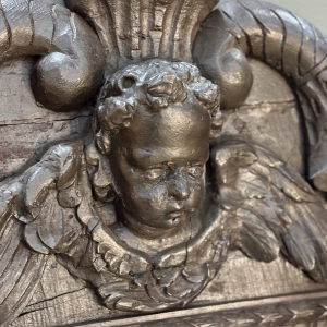 Miroir d'apparat au putto et dauphins - France ou Allemagne - XVIIIe siècle