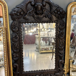 Miroir d'apparat au putto et dauphins - France ou Allemagne - XVIIIe siècle