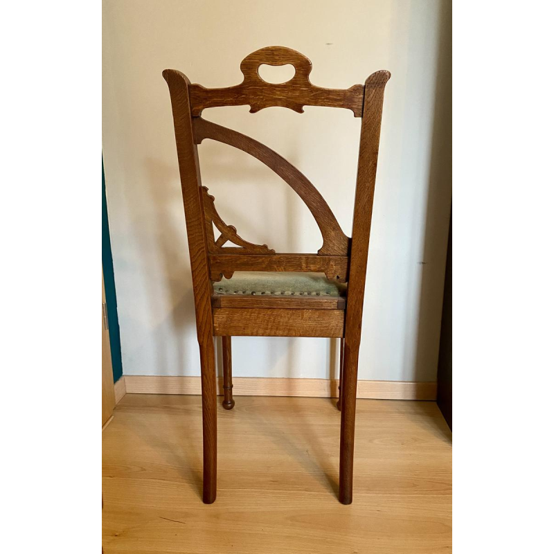 Pair of Art Nouveau oak chairs, circa 1900