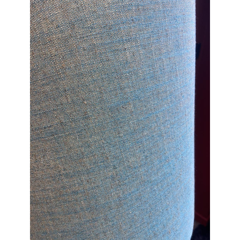 Lampe à poser "Colonne balustrade" en terre cuite, abat-jour en soie Ashoka Silk, travail artisanal