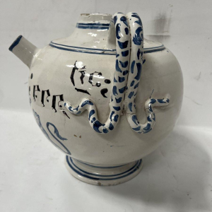 Blue and white earthenware vase with handles, 19th century
