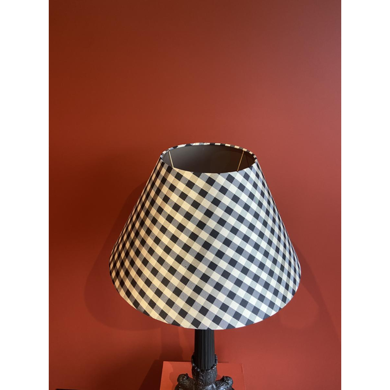 Empire style bronze table lamp, tripod base, silk lampshade, black and white checkered pattern, 19th century