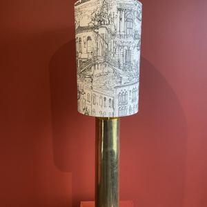 Lampe à poser "Douille d'obus Magdeburg allemande" 1ère Guerre Mondiale, abat-jour lin motif Venise