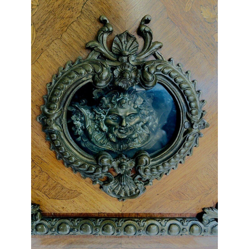 Régulateur de style Louis XV, bois galbé, placage marqueté, XX siècle