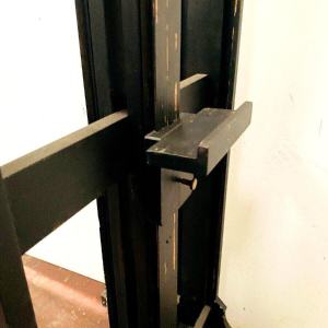 Double-sided painter's easel in blackened wood, 20th century