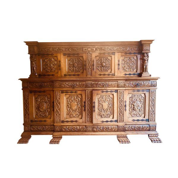 Enfilade de style Renaissance en chêne massif richement sculpté, XXe siècle