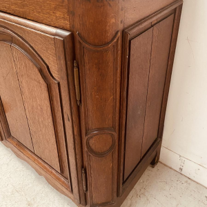 Sideboard with two molded chapel-style doors, solid oak top, 18th century