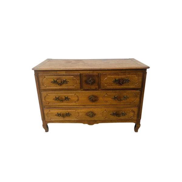 Commode Louis XV en chêne clair massif comportant cinq tiroirs, XVIII siècle