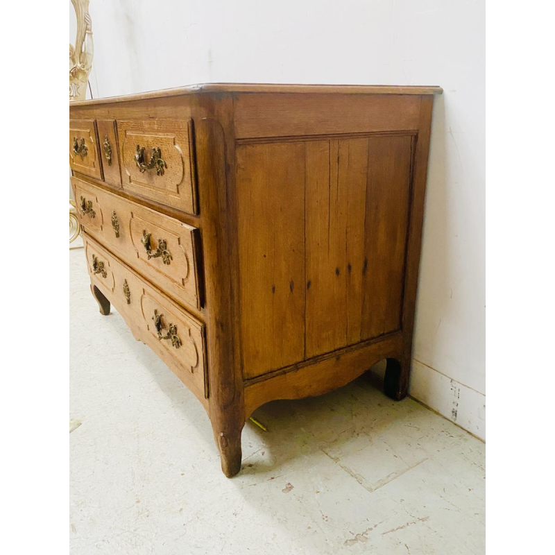 Louis XV style chest of drawers in solid light oak with five drawers, 18th century