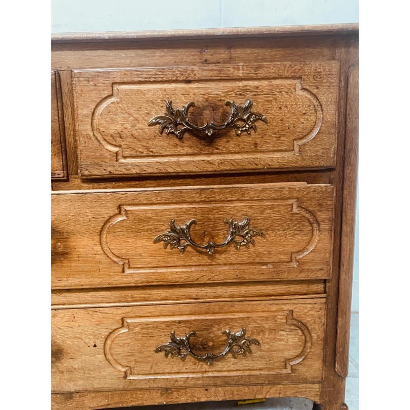 Louis XV style chest of drawers in solid light oak with five drawers, 18th century