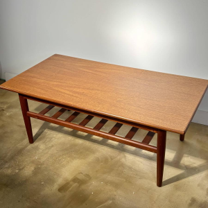 Trioh Mobler - Denemarken, teakhouten salontafel, circa 1960