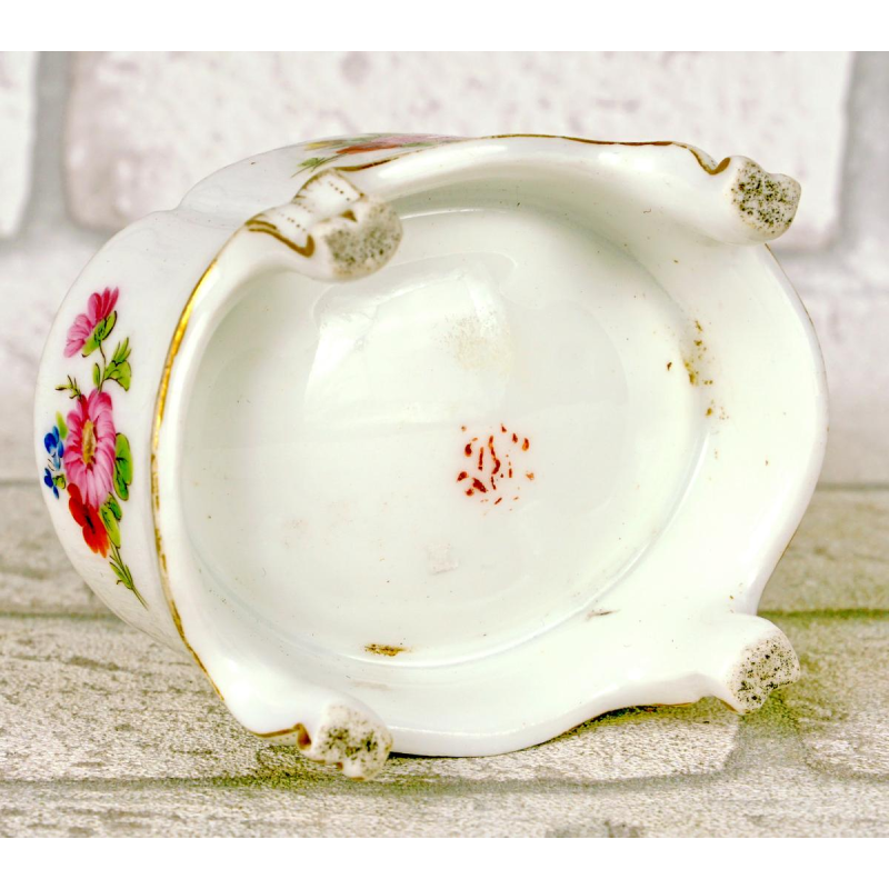 Paris porcelain - Clignancourt factory, salt cellar, 18th century