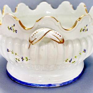 Porcelaine de Niderviller, verriere rafraîchissoir ovale, XVIIIe siècle