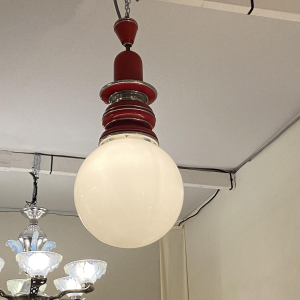 Vintage hanglamp, rood gelakt metaal en chroom.