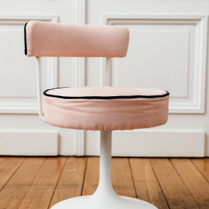 Lot de tabourets et chaises à pied tulipe, ca 1960