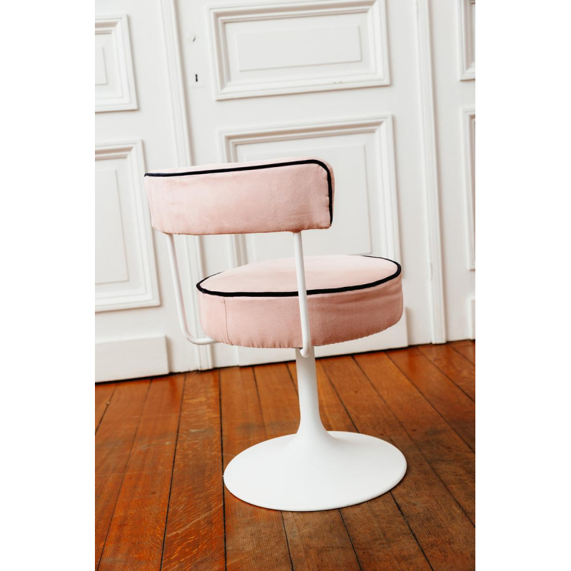 Lot de tabourets et chaises à pied tulipe, ca 1960