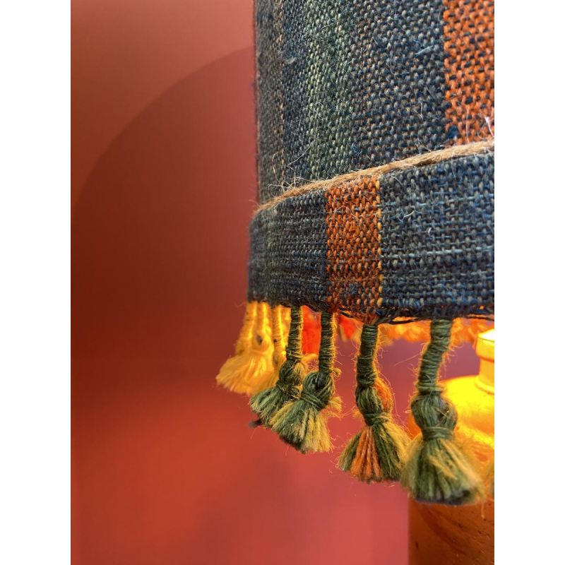 Lampe "Bouteille en grès" abat-jour bleu multicolore en tissé à la main d'Inde