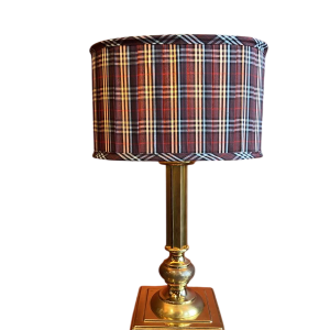 Gold-plated brass lamp base, oval lampshade in burgundy checkered silk