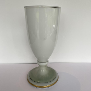 Val-St-Lambert, opaline vase decorated with wading birds, 19th century